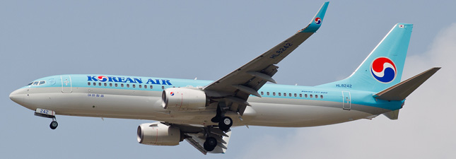 Boeing 737-800 Korean AirLines HL8242