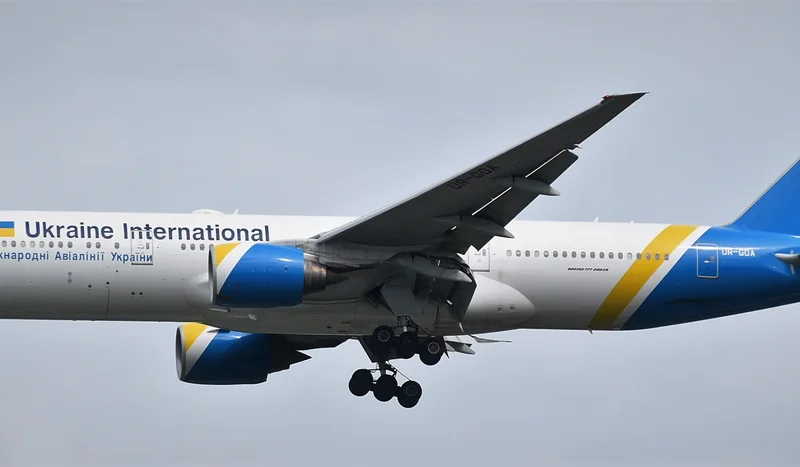 Boeing 777-200ER «Международные авиалинии Украины»