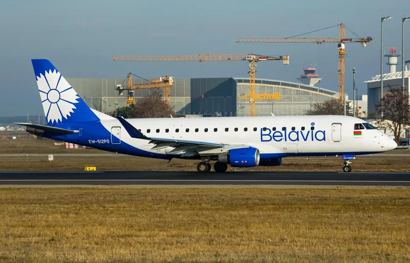 Embraer 175 Белавиа