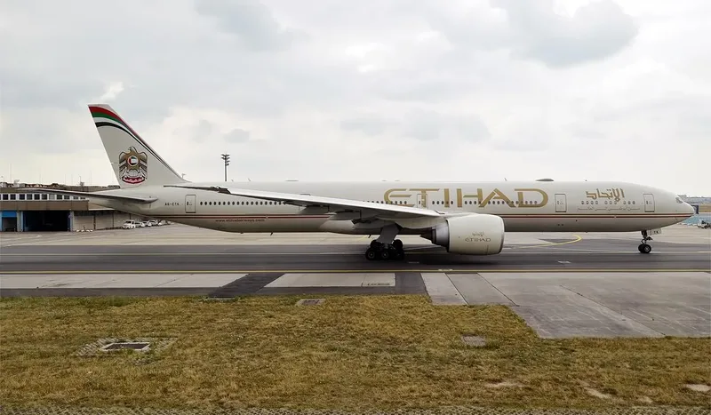 Boeing 777-300ER «Etihad Airways»