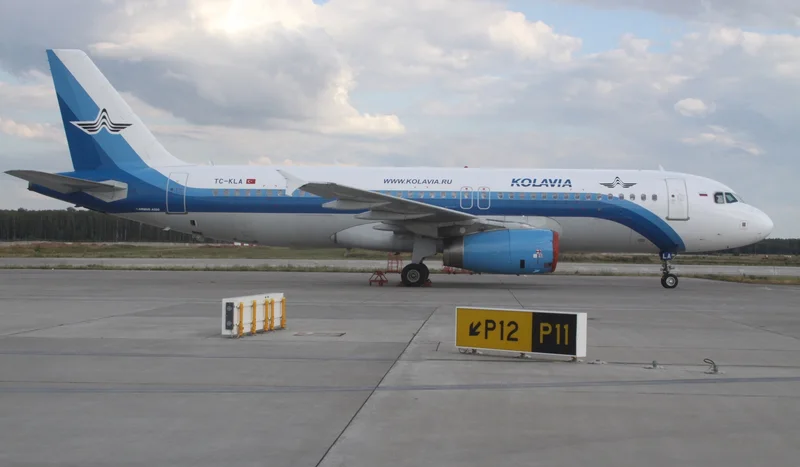 Airbus A320-200 «Когалымавиа»