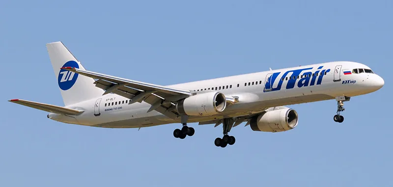 Boeing 757-200 ЮТэйр: узкий салон на 233 места