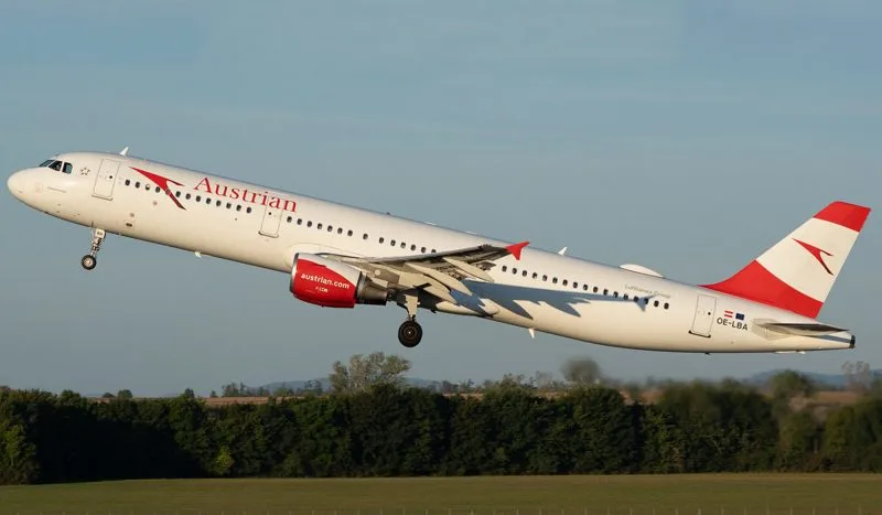 Airbus A321 OE-LBA авиакомпании Austrian Airlines