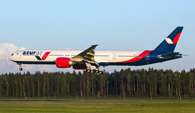 Схема салона Boeing 777-300ER AZUR air: 531 кресло чартерного борта