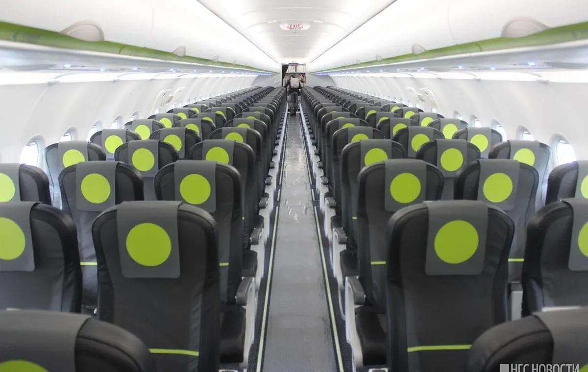 Эконом Airbus A321neo S7: кресла 3-3 вдоль прохода