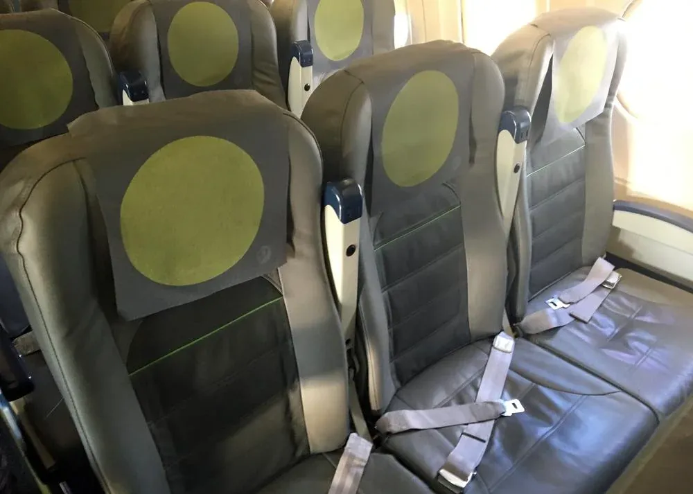 Тройка кресел эконома A321nx S7