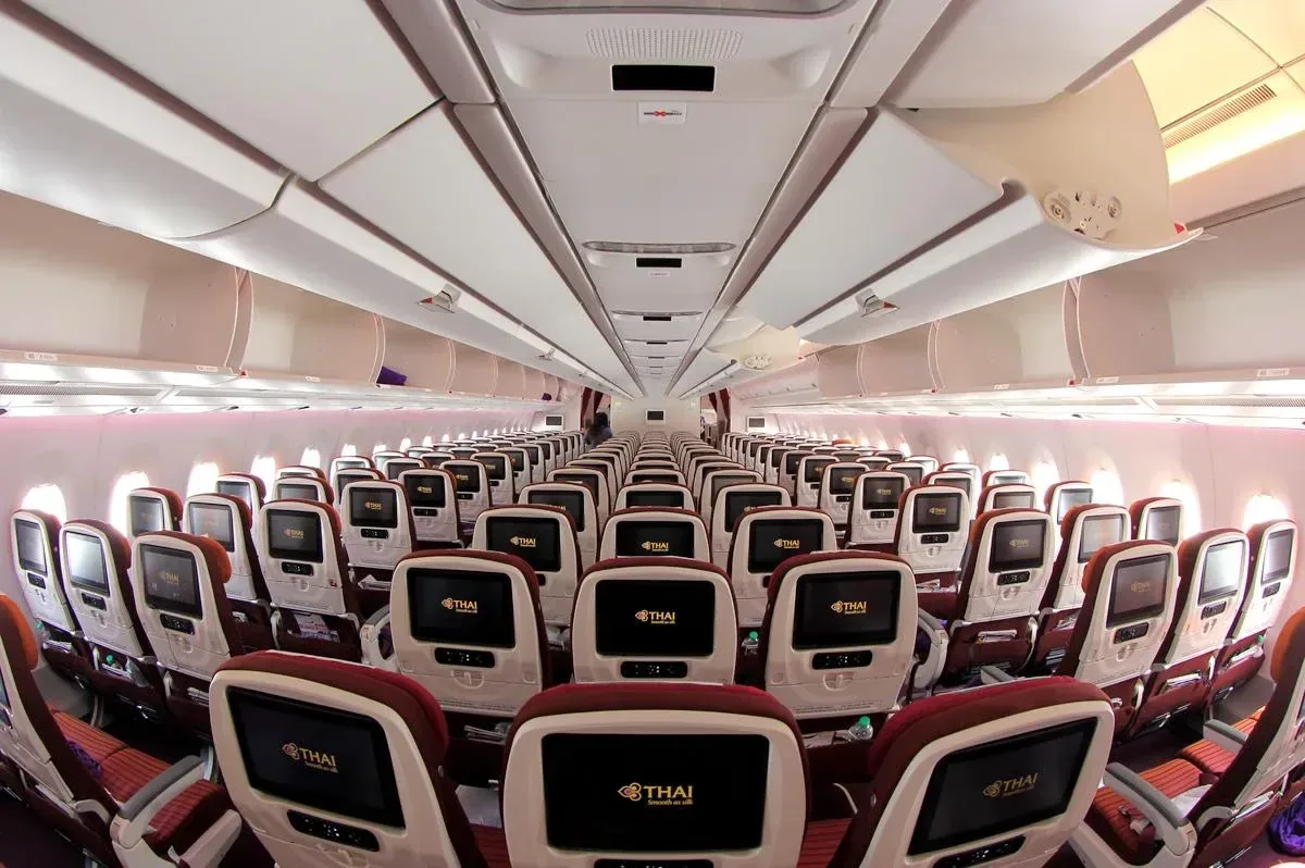 Эконом-класс Airbus A350-900 Thai Airways: ряды по девять кресел