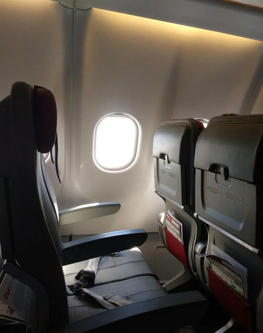 Место у иллюминатора в A330-200 Nordwind