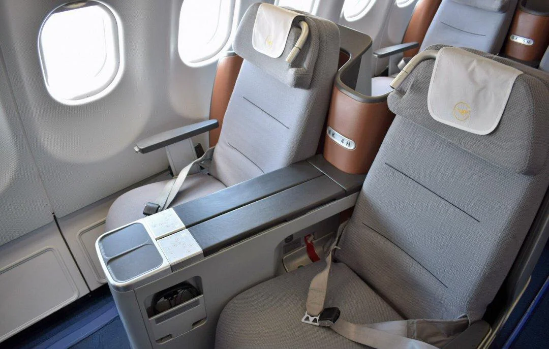 Кресло бизнес-класса Airbus A330-300 Lufthansa