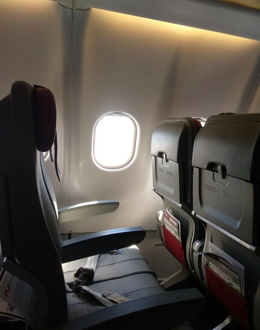 Место у иллюминатора в Boeing 777-200ER Nordwind