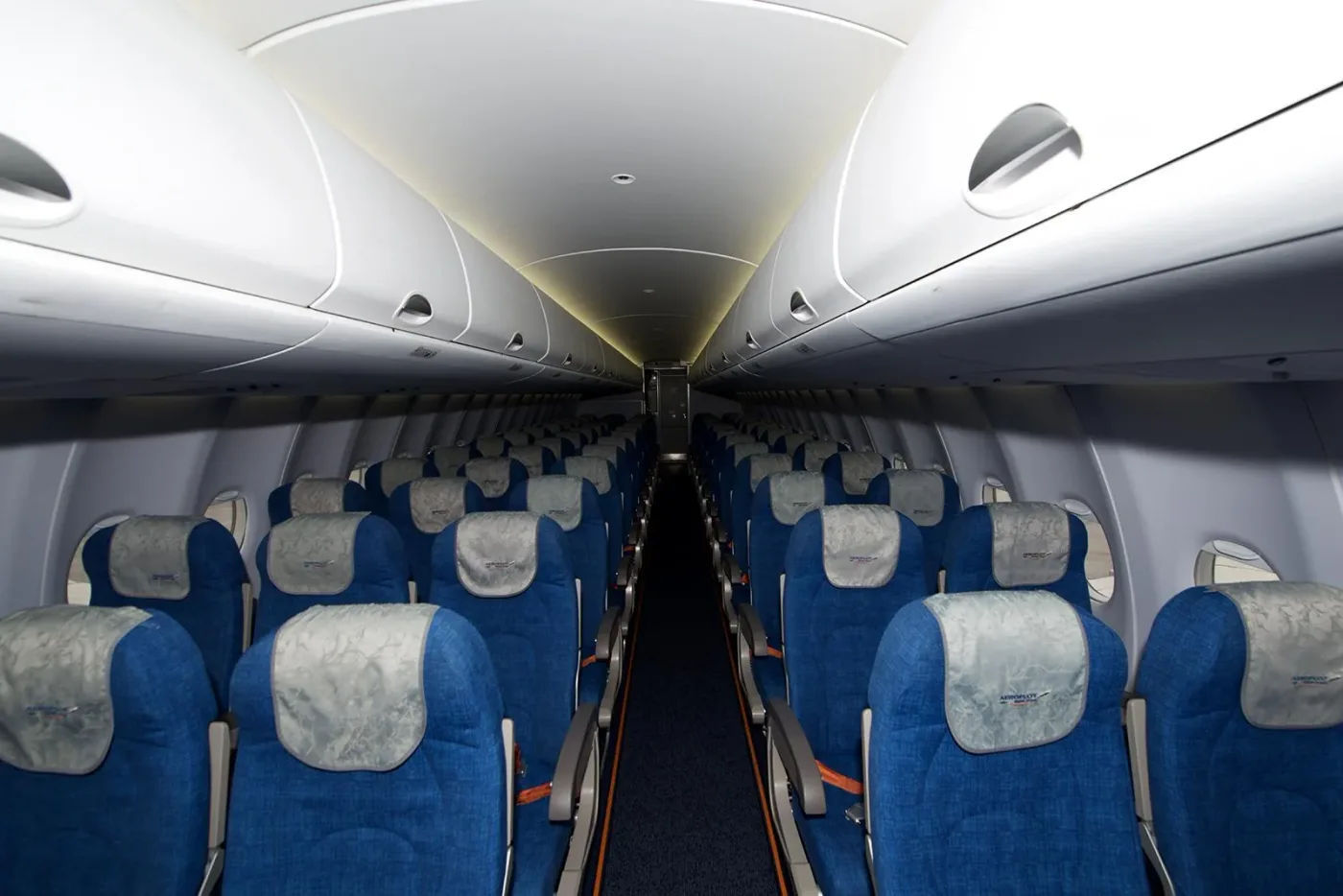 Салон бизнес-класса Sukhoi Superjet 100 Аэрофлот