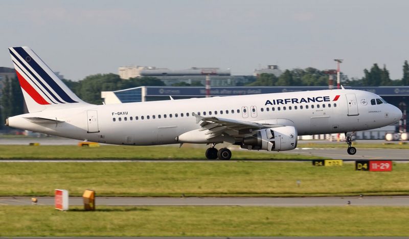 Airbus-A320-200-f-gkxu-air-france