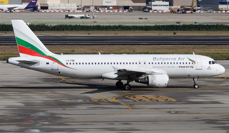 Airbus-A320-200-lz-fbe-bulgaria-air