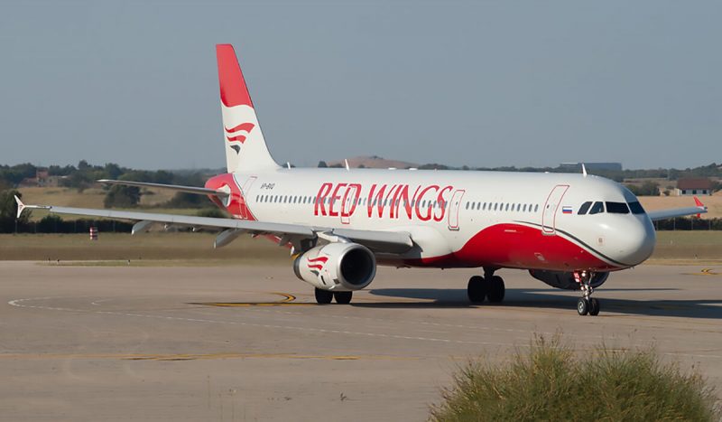 airbus-a321-200-vp-bvq-red-wings