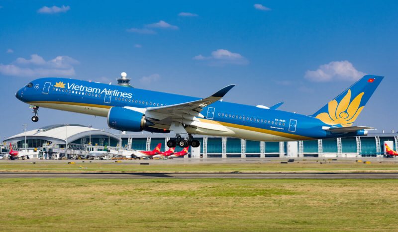 Airbus-A350-900-vn-a893-vietnam-airlines