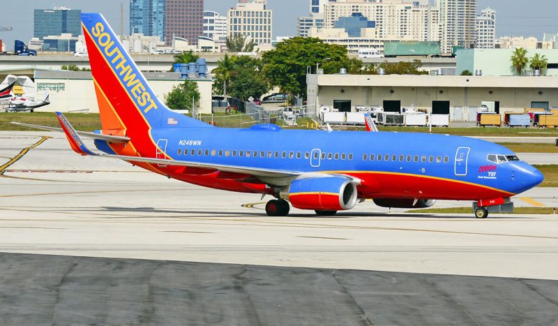 Boeing-737-700-n248wn-southwest-airlines