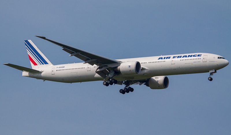 Boeing-777-300-f-gsqm-air-france