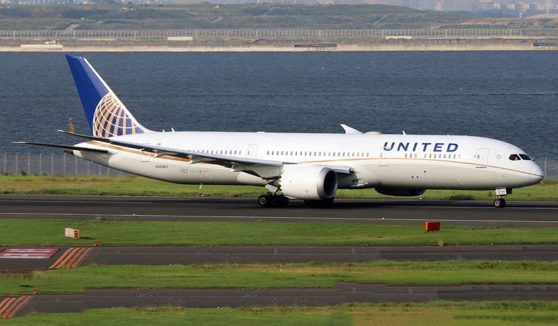 Boeing-787-9-Dreamliner-n26967-united-airlines