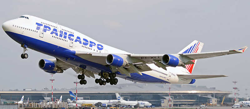 Схема салона Boeing 747-400 Трансаэро (522 места)